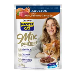 MASTER CAT - Alimento para Gatos Húmedo Trocitos Atún, Salmón y Camarón Master Cat 85 g